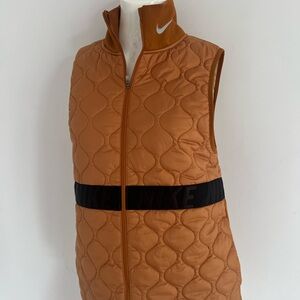 Nike Aerolayer Running Quilted Vest Rust Brown Women Small New without Tag